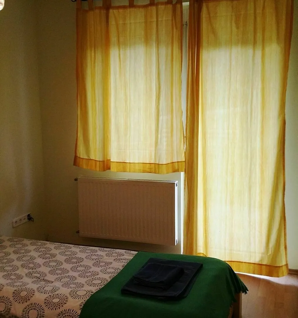 Ujpest Apartment Budapest